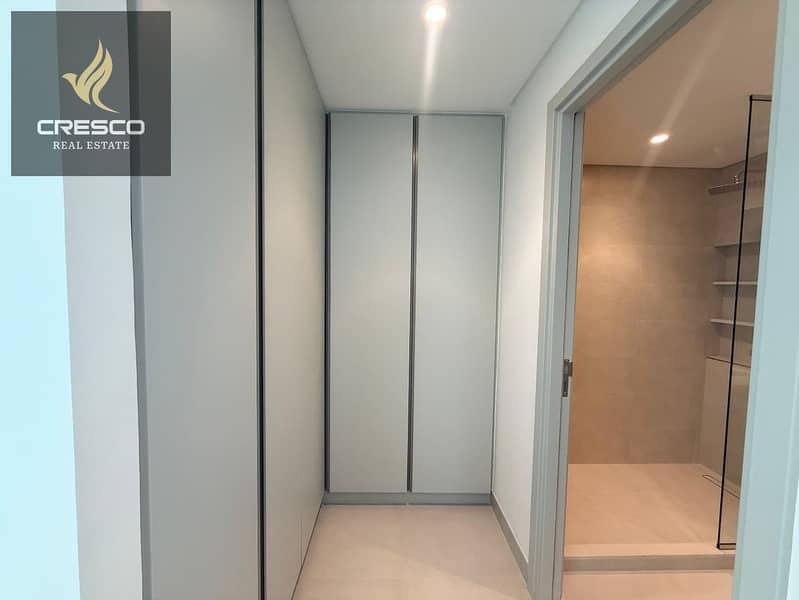 High End | Waterfront Living | Prime Location - Image 10