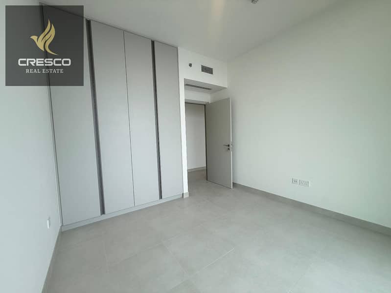 High End | Waterfront Living | Prime Location - Image 15