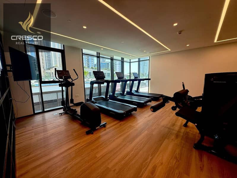 High End | Waterfront Living | Prime Location - Image 21