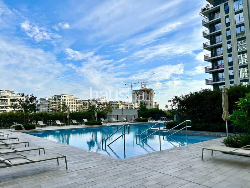 Contemporary 1 Bedroom | Pool View | Near Park - Image 22