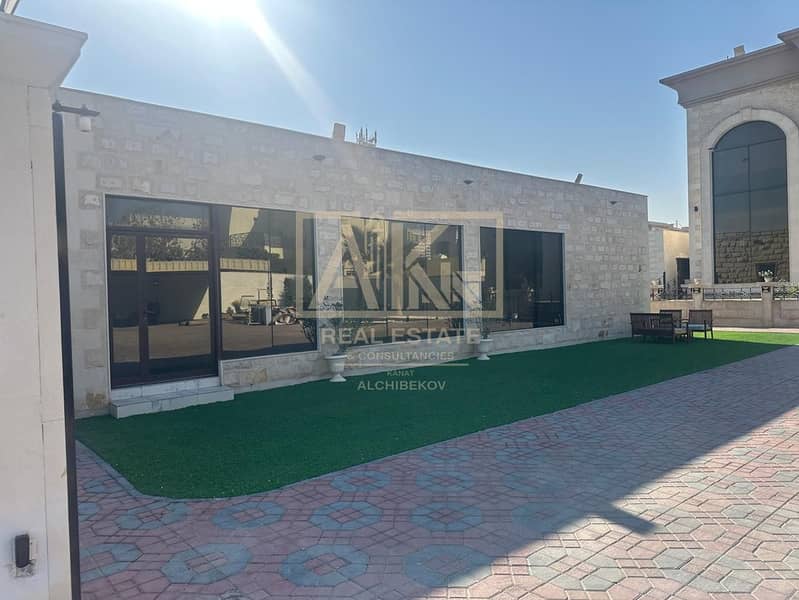 Unfurnished | Maids Room | 6Bedroom | Villa - Image 7