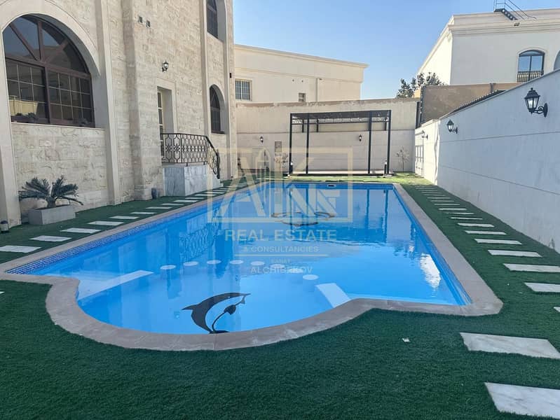 Unfurnished | Maids Room | 6Bedroom | Villa - Image 15