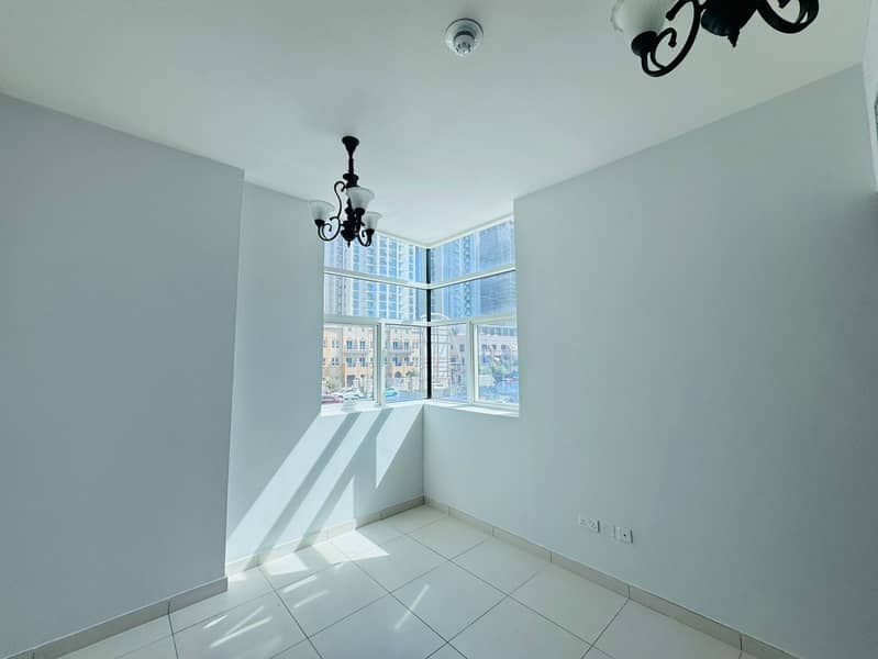 Spacious | Unfurnished | In prime location - Image 12