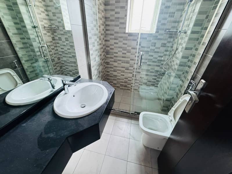 Spacious | Unfurnished | In prime location - Image 16