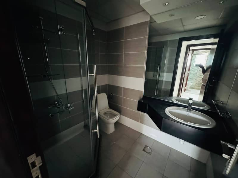 Spacious | Unfurnished | In prime location - Image 17