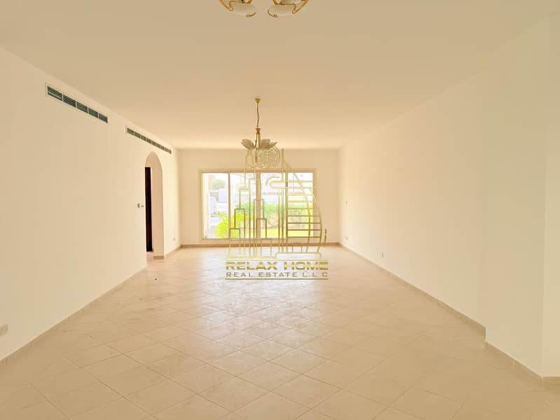 Luxurious 4BHK Villa | Maid’s Room | Shared Pool & Garden | Jumeirah 1 - Image 7