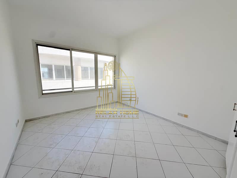 Luxurious 4BHK Villa | Maid’s Room | Shared Pool & Garden | Jumeirah 1 - Image 9