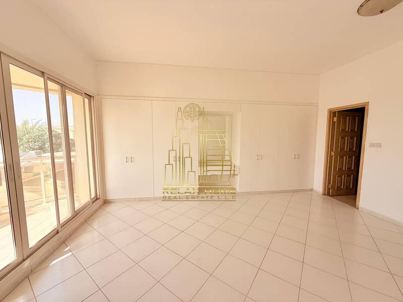 Luxurious 4BHK Villa | Maid’s Room | Shared Pool & Garden | Jumeirah 1 - Image 15