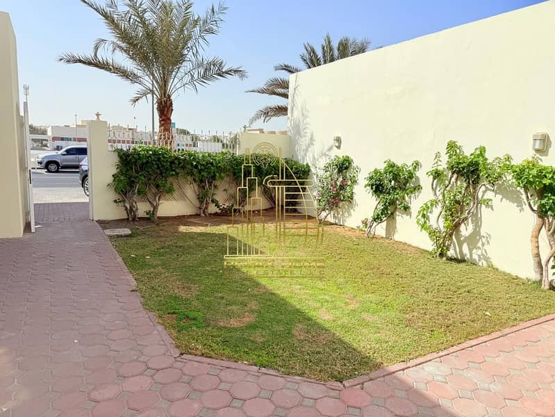 Luxurious 4BHK Villa | Maid’s Room | Shared Pool & Garden | Jumeirah 1 - Image 22