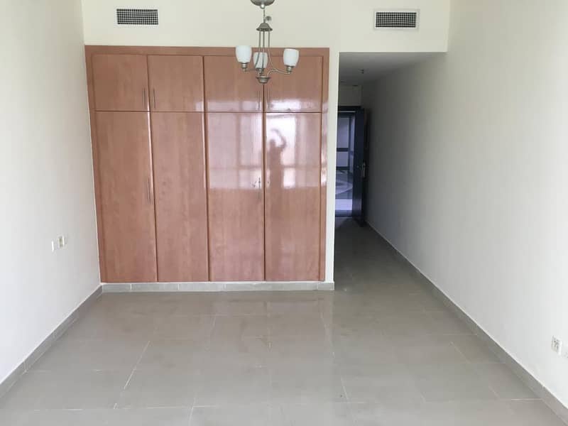 FULL LAKE VIEW - HOT TICKET - OPPOSITE DMCC - Image 7