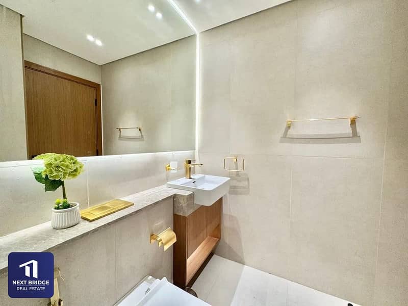 Fully Furnished | High Floor | Prime Location - Image 8