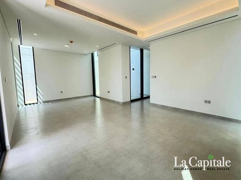 Modern Villa | Luxury Living | Ready to Move