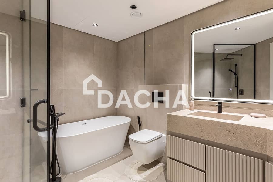 Vacant | Fully Renovated | Ideal Investment - Image 13