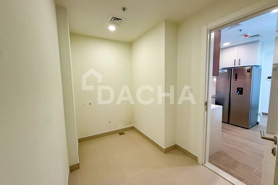 High Floor | Two Parkings | Maids Room