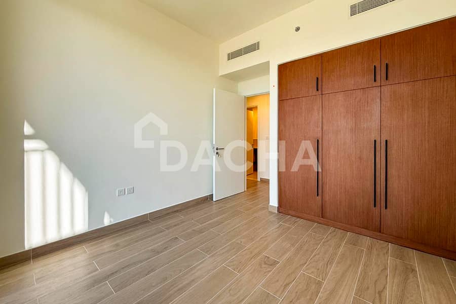 High Floor | Two Parkings | Maids Room - Image 13