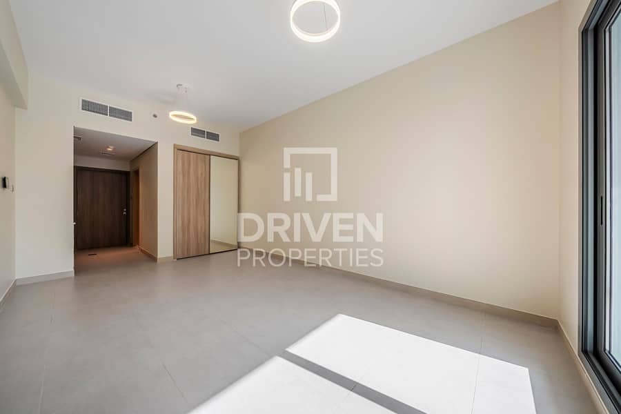 Stylish Unit | Ideal Location | Ready to Move in - Image 6
