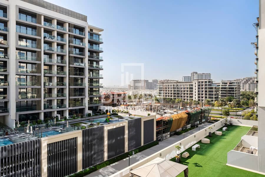 Stylish Unit | Ideal Location | Ready to Move in - Image 10