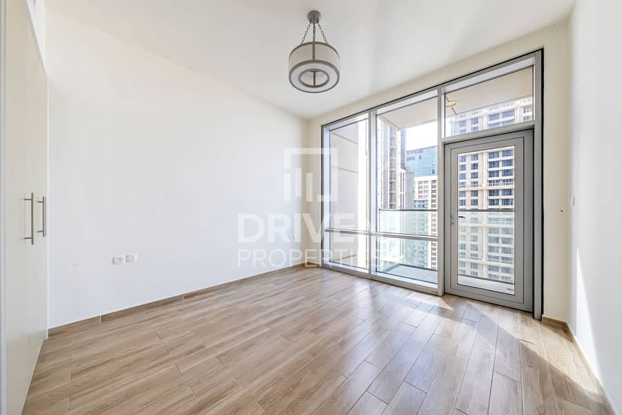 Canal and Amenities Views | Vacant | High Floor - Image 7