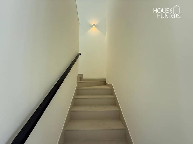 Stunning Villa | Prime Location | Pool Backing - Image 6