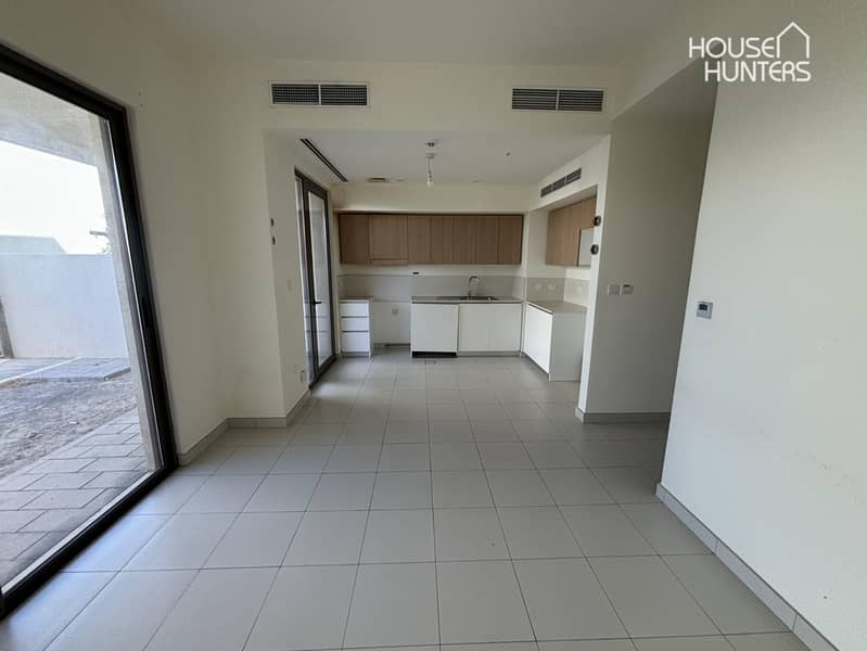 Stunning Villa | Prime Location | Pool Backing - Image 14