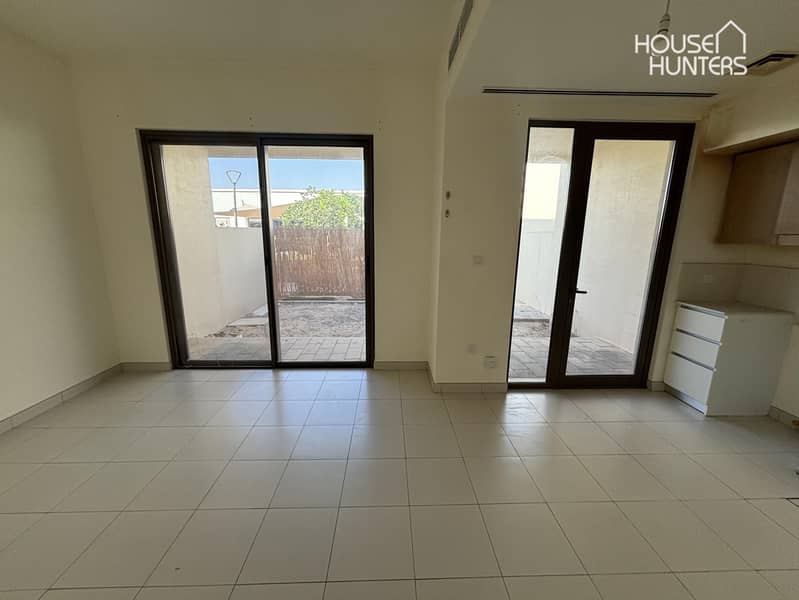 Stunning Villa | Prime Location | Pool Backing - Image 17