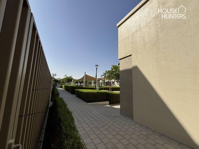 Stunning Villa | Prime Location | Pool Backing - Image 21