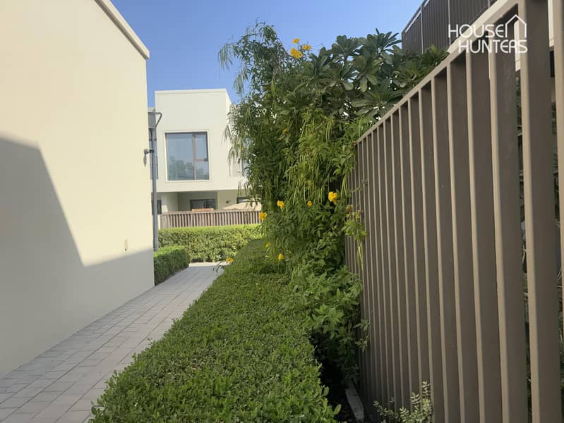 Stunning Villa | Prime Location | Pool Backing - Image 24