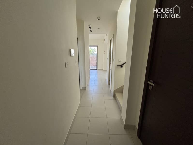 Stunning Villa | Prime Location | Pool Backing - Image 27