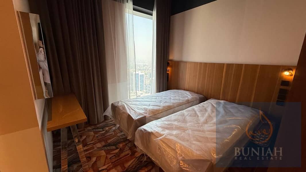 Iconic Branded Home with Flexible 50% Post-Handover - Image 9