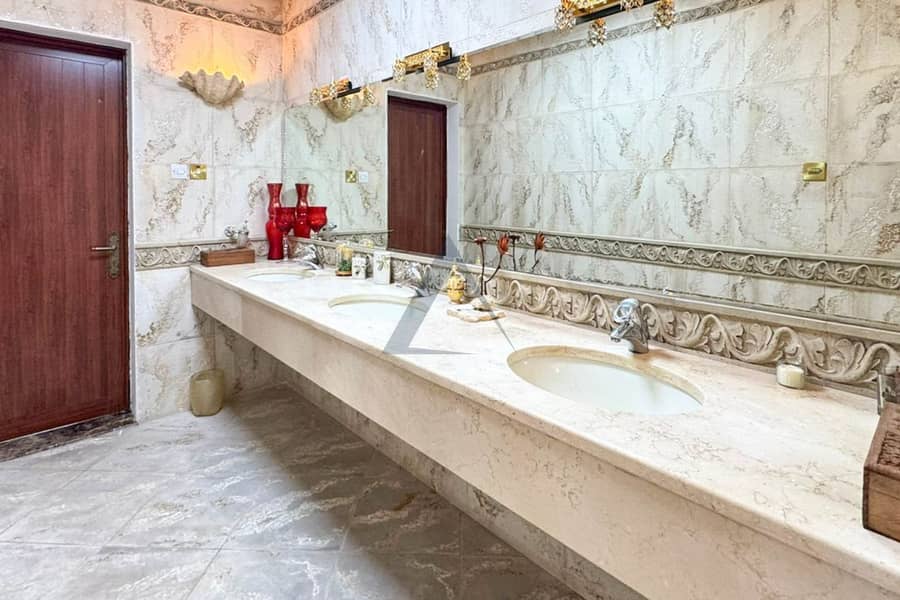 Ultra-Luxury Mansion-Style 5BR Villa | Private Pool - Image 14