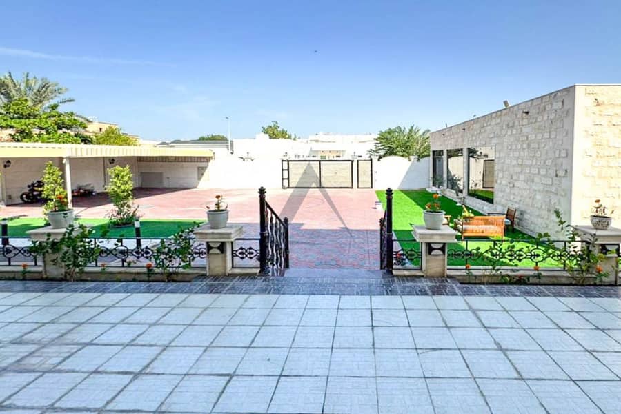 Ultra-Luxury Mansion-Style 5BR Villa | Private Pool - Image 22