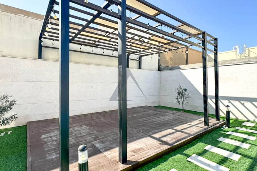 Ultra-Luxury Mansion-Style 5BR Villa | Private Pool - Image 27