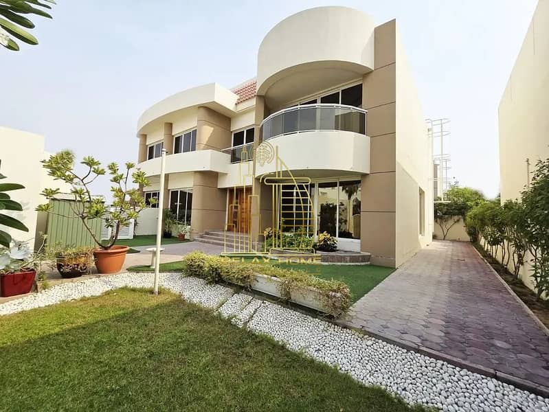 Luxurious 4BHK Villa | Maid’s Room | Shared Pool & Garden | Jumeirah 1