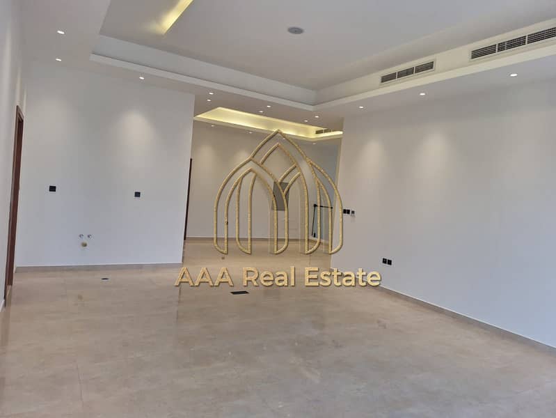 LUXURY VILLA | PRIME LOCATION | SPACIOUS