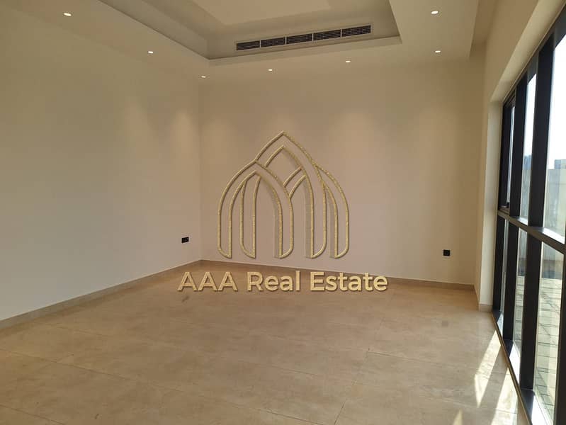 LUXURY VILLA | PRIME LOCATION | SPACIOUS - Image 9