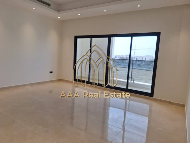 LUXURY VILLA | PRIME LOCATION | SPACIOUS - Image 24