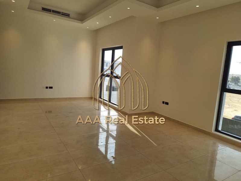 LUXURY VILLA | PRIME LOCATION | SPACIOUS - Image 35