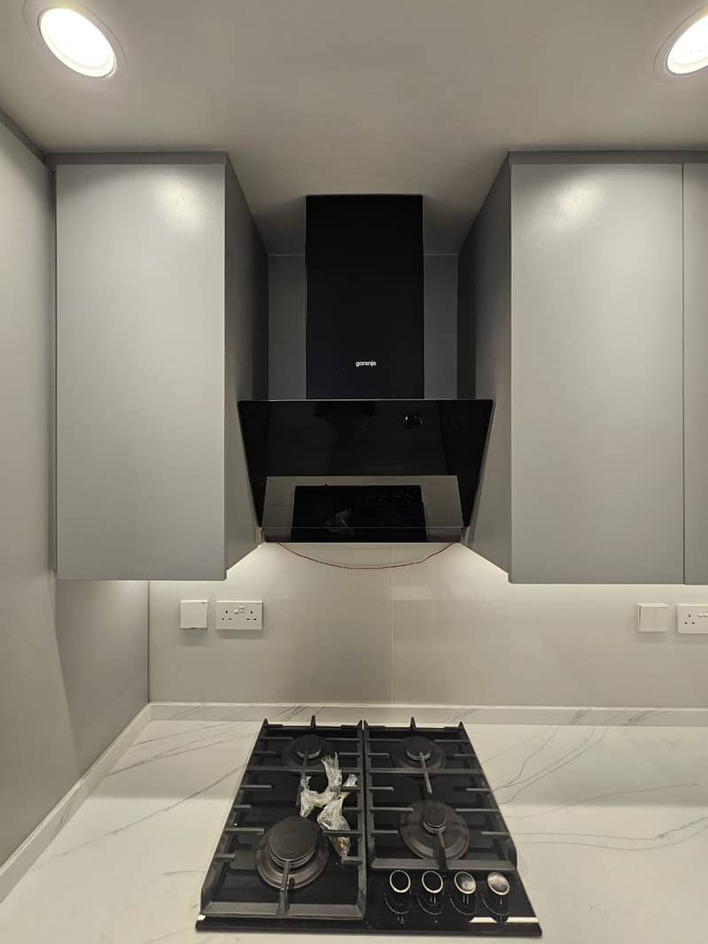 Fully Upgraded 1BR | Vacant | Prime Location - Image 15