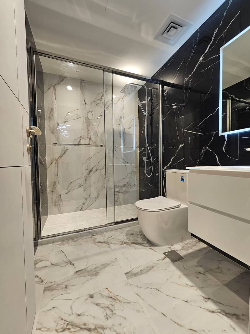 Fully Upgraded 1BR | Vacant | Prime Location - Image 20