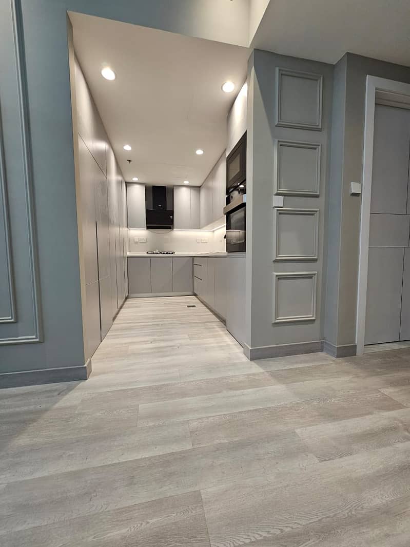 Fully Upgraded 1BR | Vacant | Prime Location - Image 27