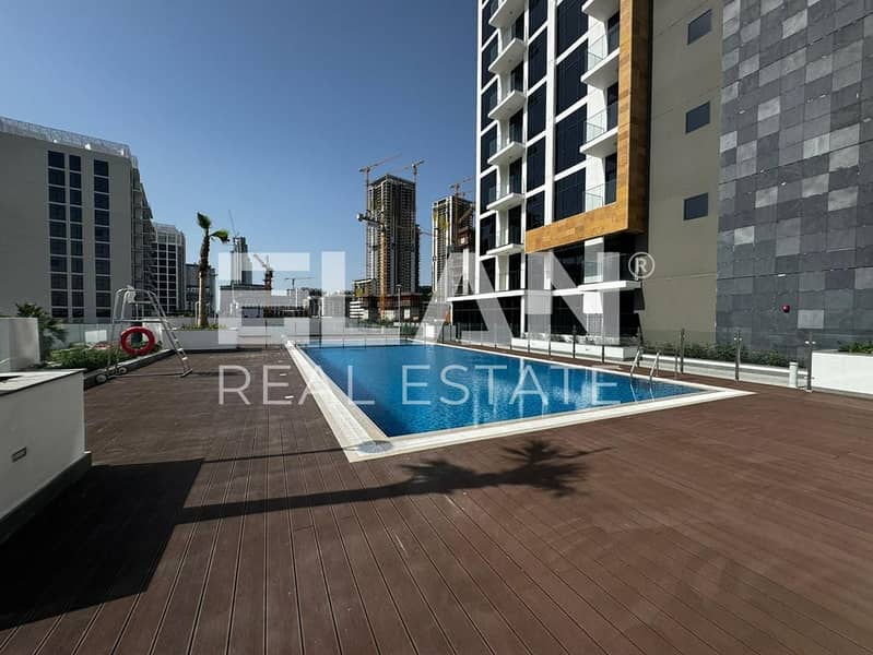 Pool view | Vacant Unit | Fully Furnished - Image 9