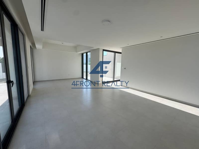 Exceptional Corner Plot | Park Vicinity | View Now