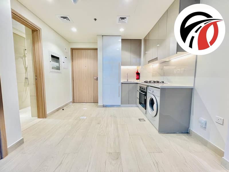 EXQUISITE UNIT || READY TO MOVE || POOL & GYM - Image 6