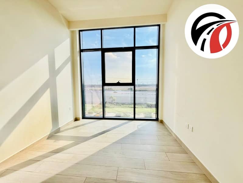 EXQUISITE UNIT || READY TO MOVE || POOL & GYM - Image 7