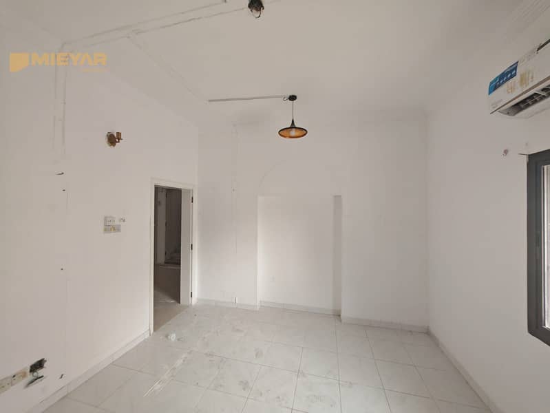 Distinctive Family Villa for Rent in Al Quoz First | Prime Central Location - Image 12