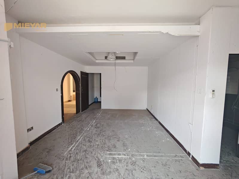 Distinctive Family Villa for Rent in Al Quoz First | Prime Central Location - Image 13