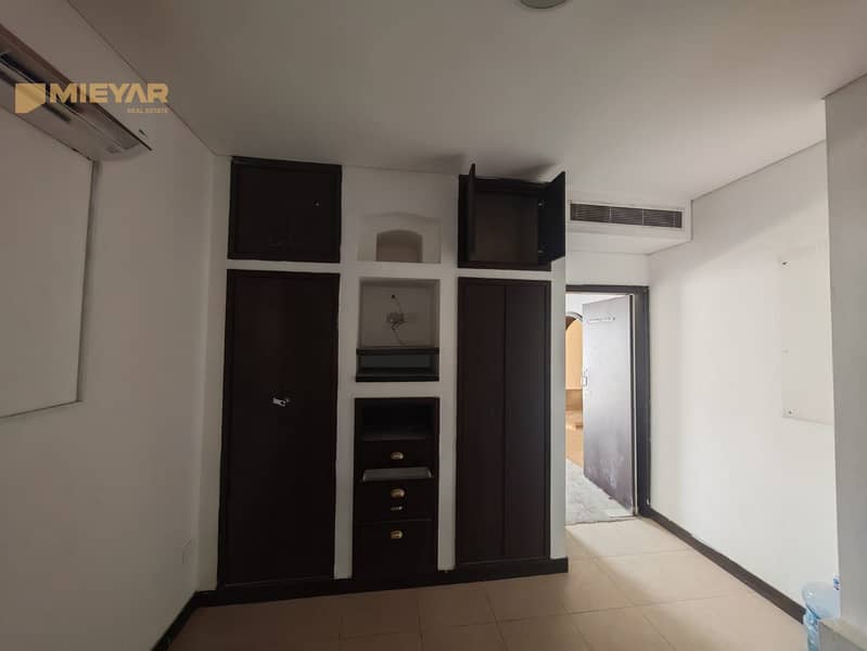 Distinctive Family Villa for Rent in Al Quoz First | Prime Central Location - Image 14