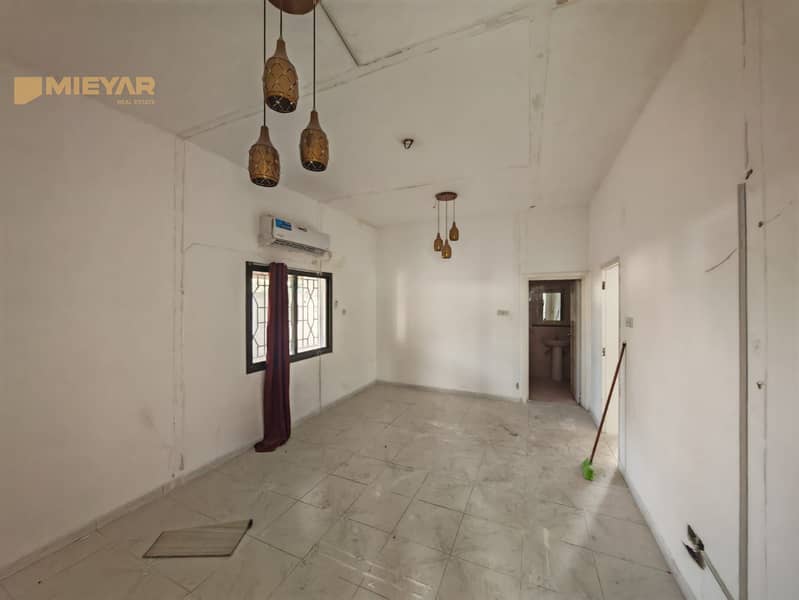 Distinctive Family Villa for Rent in Al Quoz First | Prime Central Location - Image 15