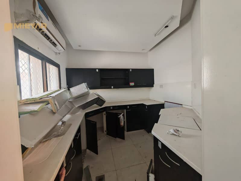 Distinctive Family Villa for Rent in Al Quoz First | Prime Central Location - Image 23