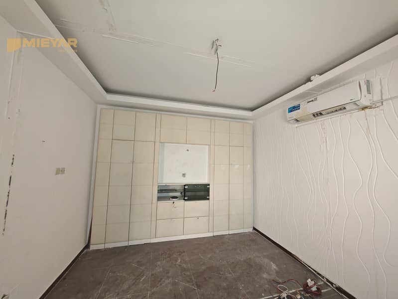 Distinctive Family Villa for Rent in Al Quoz First | Prime Central Location - Image 35